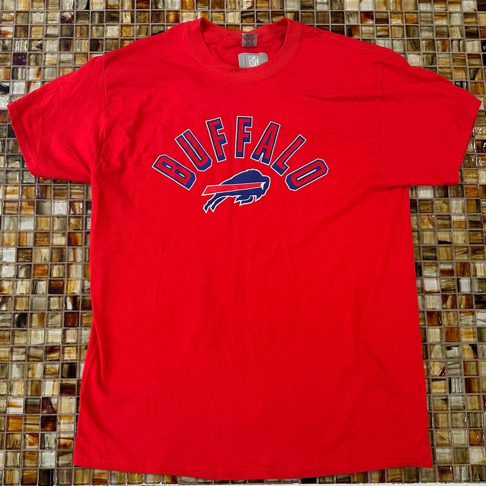 NWOT Buffalo Bills Women's NFL Graphic T-Shirt~Large